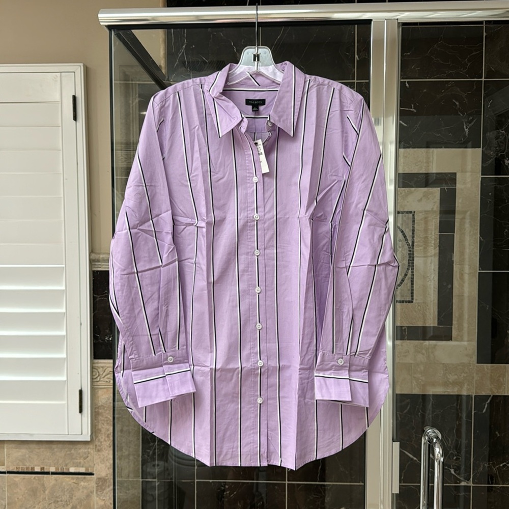 Talbots light purple top size M, NWT
